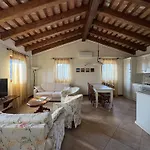 Relais Borgo San Nicolo *