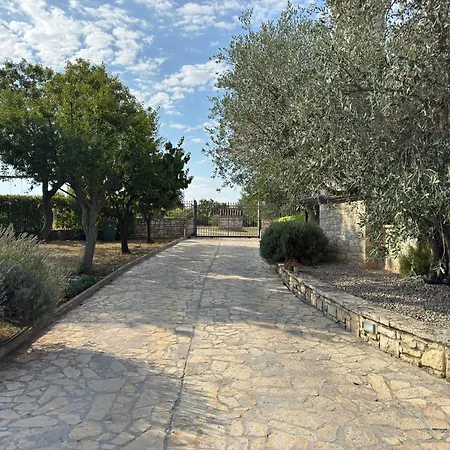 Relais Borgo San Nicolo * Vilanija