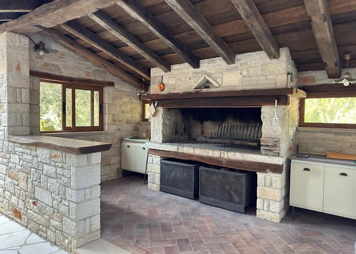Relais Borgo San Nicolo 度假村 *